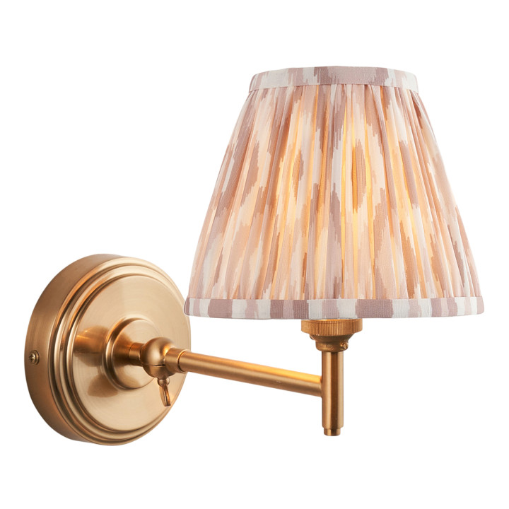 Бра Endon 115804 Step Fold & Ikat 16cm Wall, Brushed aged brass plate & neutral print fabric · Endon · endon-115804