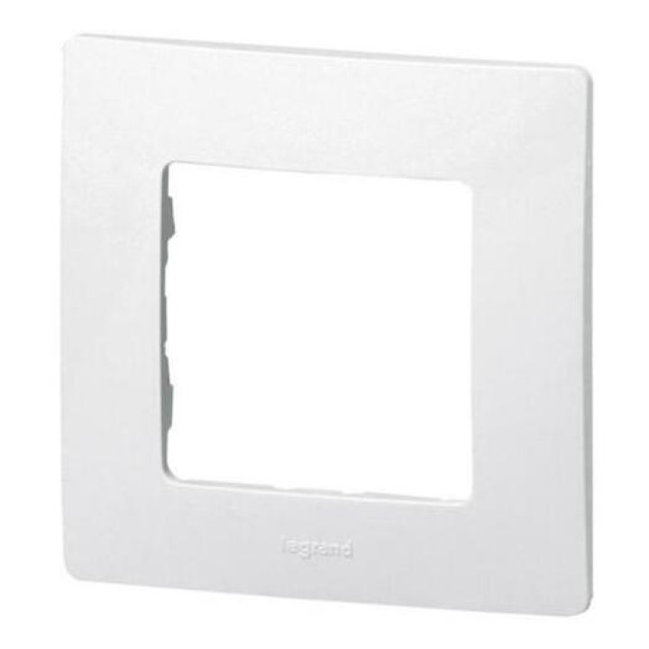Рамка 1 пост Legrand 665001 Niloe Step, білий, пластик · Legrand · legrand-665001