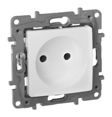 Розетка 220В Legrand 672220 Etika, білий, пластик, без заземлення, без захисної кришки, без шторок, для врізного монтажу