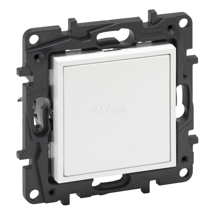 Заглушка Legrand 863100 Niloe Step, білий, пластик, для врізного монтажу · Legrand · legrand-863100