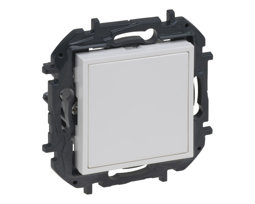 Заглушка Legrand 863100B NILOE STEP Заглушка, білий, для врізного монтажу