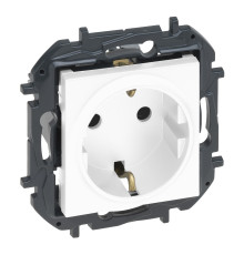 Розетка 220В Legrand 863121B NILOE STEP Розетка силова 2К+З 16А, 250 В гвинтові клеми, 16A, білий, для врізного монтажу