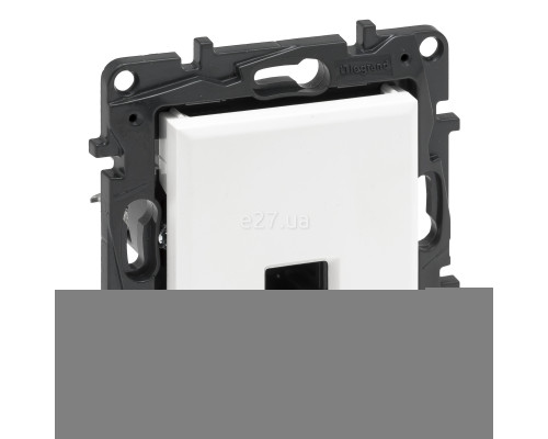 Розетка комп'ютерна Legrand 863159 Niloe Step, білий, пластик, для врізного монтажу
