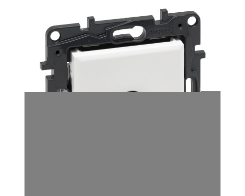 Розетка TV одиночна Legrand 863175 Niloe Step, білий, пластик, для врізного монтажу