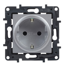 Розетка 220В Legrand 863420 Niloe Step, 16A, сталь, пластик, із заземленням, Schuko, без захисної кришки, зі шторками, для врізного монтажу