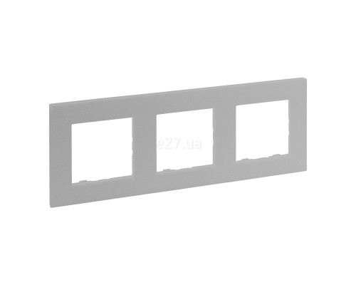 Рамка 3 поста Legrand 863493 Niloe Step, сталь, пластик
