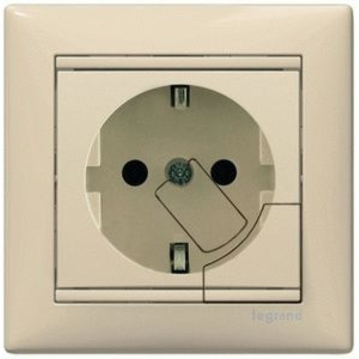 Розетка Legrand Valena із заземленням з механізмом виштовхування вилки слонова кістка · Legrand · uk/rozetka-legrand-valena-s-zazemleniem-s-mehanizmom-vytalkivan-