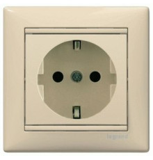 Розетка Legrand Valena із заземленням з рамкою слонова кістка
