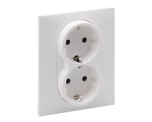 Розетка двойна 2х2К+З 16А/250В зі шторками Legrand SUNO біла