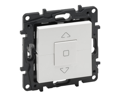 Вимикач Legrand Niloe Step жалюзі 3-позиційний 6А 250 В білий