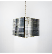 Кришталева люстра квадратної форми у золотому корпусі