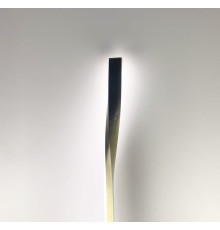 Настінний світильник WAND у латунному корпусі 60 см