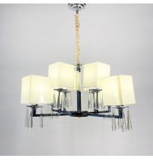 Класична люстра з абажурами