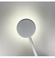 Настінний світильник з рухливими плафонами в білому кольорі