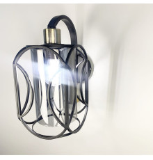 Бра з графітовим плафоном у чорному каркасі 30х15 см