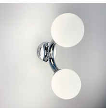 Креативне бра з вигнутим корпусом