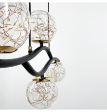 Видовжена люстра з скляними плафонами та LED елементами