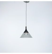 Сучасний підвіс з конусним плафоном