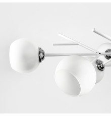 Люстра на 8 білих плафонів у білому корпусі Ø 85 см