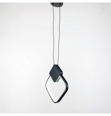 LED світильник в чорному корпусі