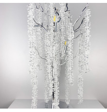 Настільна лампа у флористичних мотивах у срібному корпусі