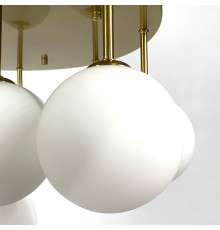 Стельова золота люстра на 11 матових плафонів