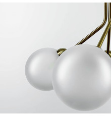 Елегантна латунна люстра на 9 матових плафонів