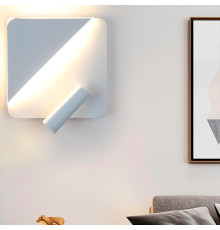 Настінний білий квадратний світильник із спотом