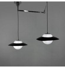 Регулюючий підвісний світильник в хромовому корпусі на 2 лампочки з чорним обводком