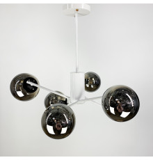 Стельова люстра на 6 плафонів в білому корпусі