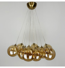 Люстра-пучок із янтарними плафонами
