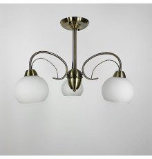 Люстра в бронзовому корпусі із 3-ма білими плафонами