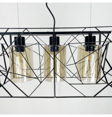 Світильник Лофт у чорному корпусі на 3 янтарних плафони