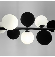 Видовжена чорна люстра HOLLY L з чорно-білими плафонами 120 см