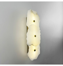 Бра з троьома мармуровими пластинами у латунному каркасі