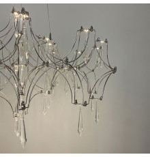 Дизайнерська невагома срібна люстра із кришталем Ø 70 см