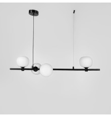 Люстра на 4 білих плафони у чорному видовженому корпусі 85 см