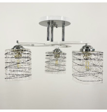 Люстра в білому корпусі на 3 плафони із чорно-білими візерунками