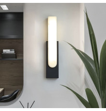 Бра з унікальним мармуровим плафоном у чорному корпусі