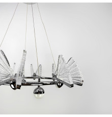 Світлодіодна люстра з 6 метеликами в срібному корпусі