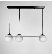 Підвісна люстра у сферичних мотивах із 3-ма плафонами