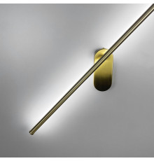 Сучасне лінійне бра в латунному корпусі 120 см