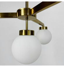 Латунна люстра на 4 білих плафони Ø 60 см