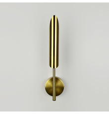 Бра в корпусі латунь з металевим видовженим плафоном