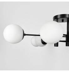 Люстра стельова в чорному корпусі на 8 білих плафонів Ø 85 см