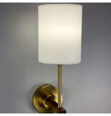 Класичне настінне бра з тканинним абажуром