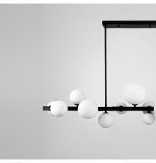 Видовжена чорна люстра-молекула на 14 білих плафонів 120 см