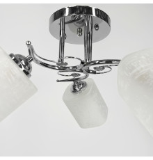 Срібна люстра на 3 матових плафони з візерунком у корпусі Ø 50 см