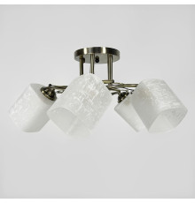 Бронзова люстра на 5 матових плафонів з візерунком у корпусі Ø 50 см