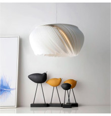 Витончений білий світильник з декоративними пелюстками Ø 60 см